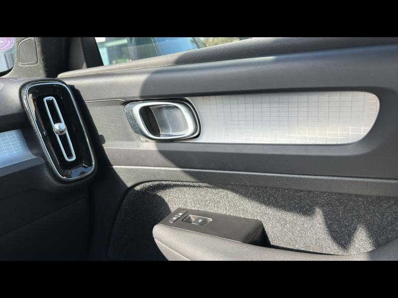 VOLVO XC40 d’occasion à vendre à AIX-EN-PROVENCE chez SUÈDE PROVENCE AUTOMOBILES (Photo 15)