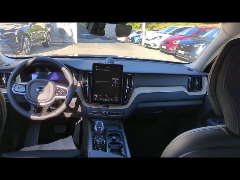 VOLVO XC60 d’occasion à vendre à AIX-EN-PROVENCE chez SUÈDE PROVENCE AUTOMOBILES (Photo 4)
