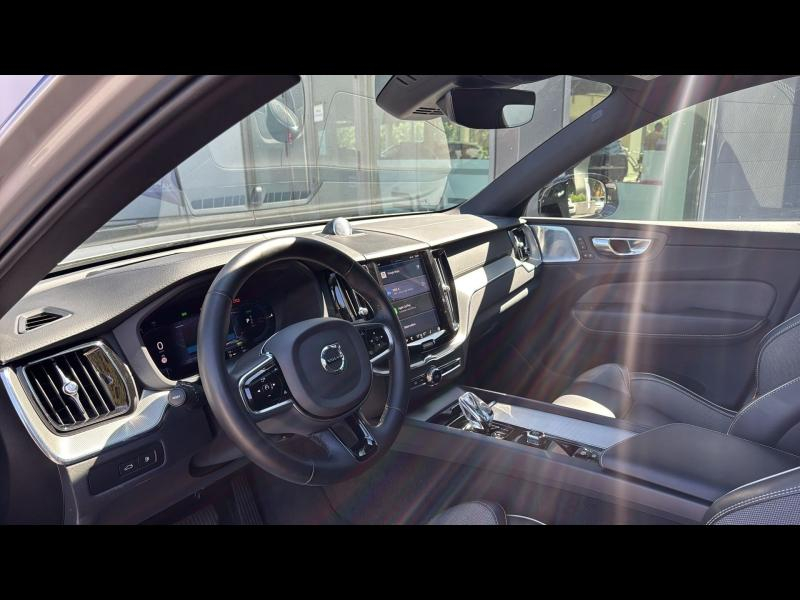 VOLVO XC60 d’occasion à vendre à AIX-EN-PROVENCE chez SUÈDE PROVENCE AUTOMOBILES (Photo 18)