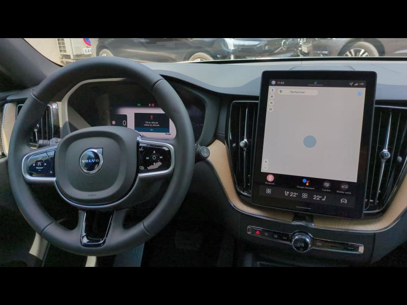 VOLVO XC60 d’occasion à vendre à AIX-EN-PROVENCE chez SUÈDE PROVENCE AUTOMOBILES (Photo 18)