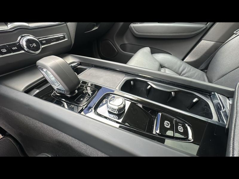 VOLVO XC60 d’occasion à vendre à AIX-EN-PROVENCE chez SUÈDE PROVENCE AUTOMOBILES (Photo 15)