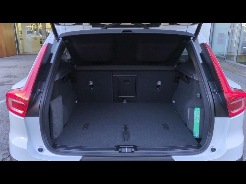 VOLVO XC40 d’occasion à vendre à AIX-EN-PROVENCE chez SUÈDE PROVENCE AUTOMOBILES (Photo 9)