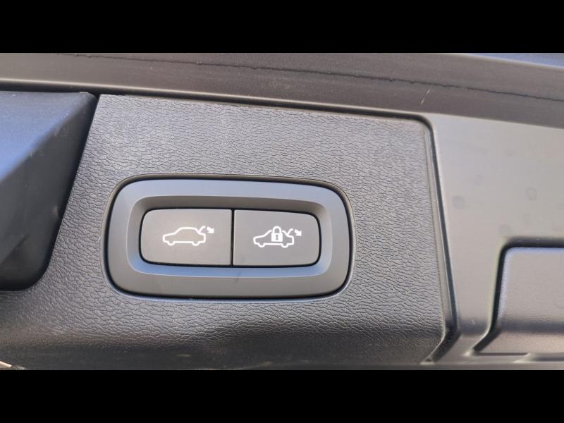 VOLVO XC60 d’occasion à vendre à AIX-EN-PROVENCE chez SUÈDE PROVENCE AUTOMOBILES (Photo 12)