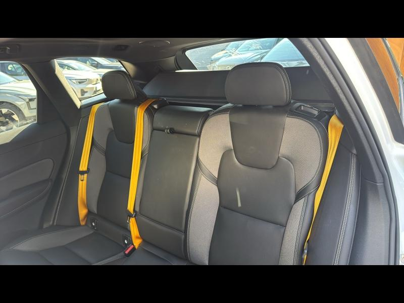 VOLVO XC60 d’occasion à vendre à AIX-EN-PROVENCE chez SUÈDE PROVENCE AUTOMOBILES (Photo 6)