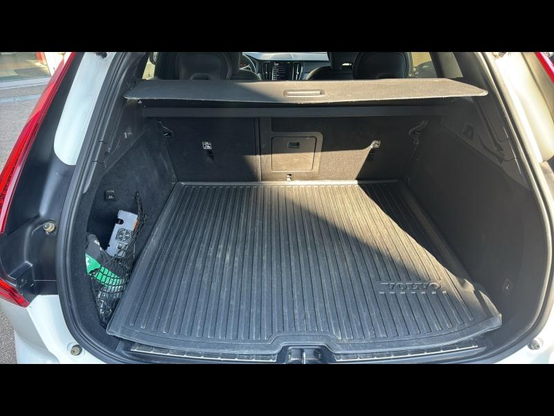 VOLVO XC60 d’occasion à vendre à AIX-EN-PROVENCE chez SUÈDE PROVENCE AUTOMOBILES (Photo 7)