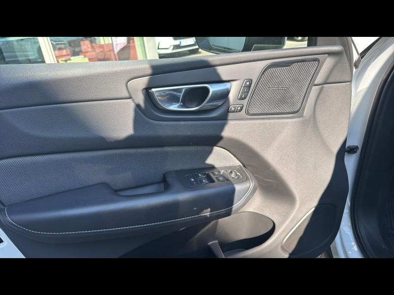 VOLVO XC60 d’occasion à vendre à AIX-EN-PROVENCE chez SUÈDE PROVENCE AUTOMOBILES (Photo 15)