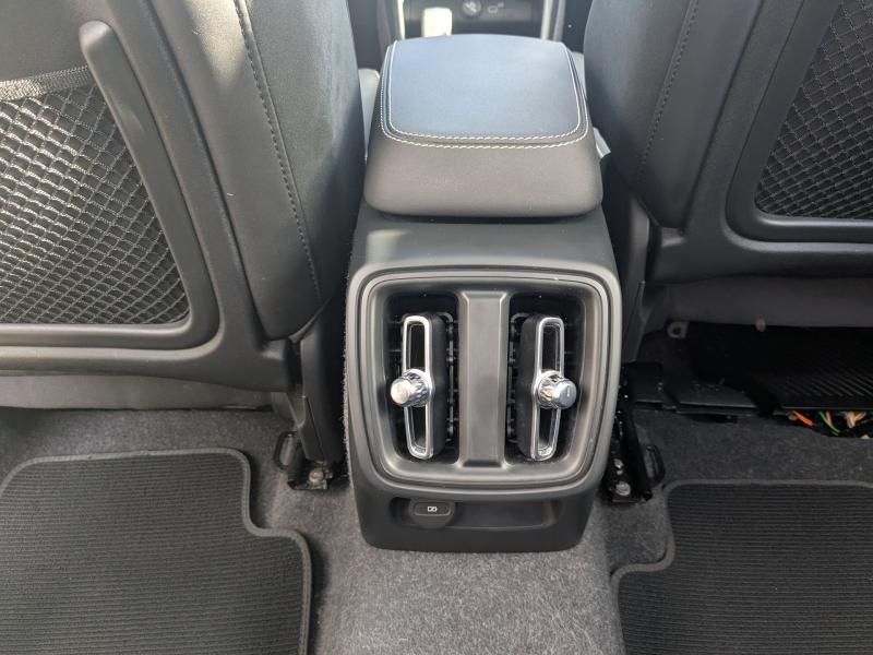 VOLVO XC40 d’occasion à vendre à AIX-EN-PROVENCE chez SUÈDE PROVENCE AUTOMOBILES (Photo 15)