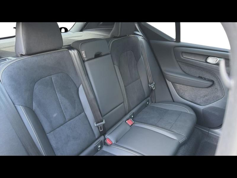VOLVO XC40 d’occasion à vendre à AIX-EN-PROVENCE chez SUÈDE PROVENCE AUTOMOBILES (Photo 6)