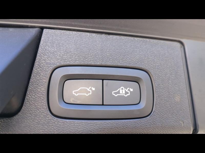 VOLVO XC60 d’occasion à vendre à AIX-EN-PROVENCE chez SUÈDE PROVENCE AUTOMOBILES (Photo 14)