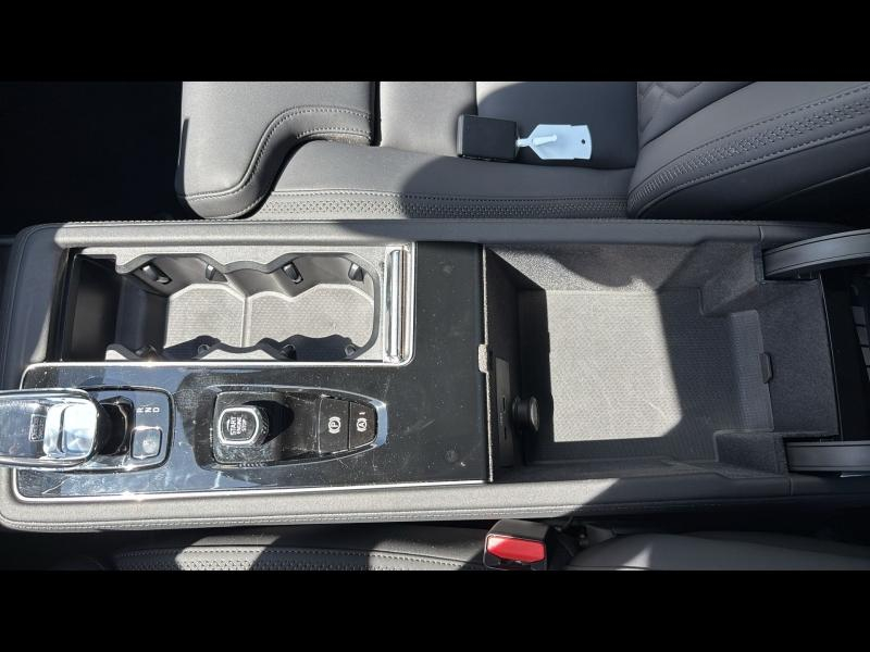 VOLVO XC90 d’occasion à vendre à AIX-EN-PROVENCE chez SUÈDE PROVENCE AUTOMOBILES (Photo 17)